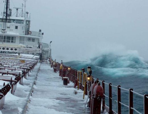 veliokonočno neurje na lake Superior
