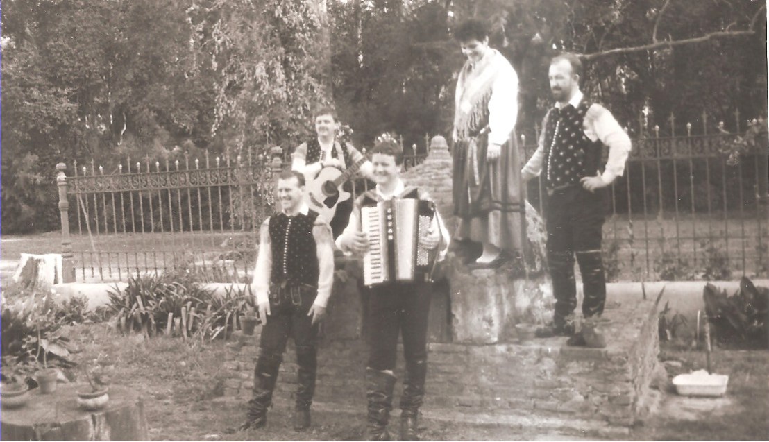 Estancija Ansambel Slovenija257