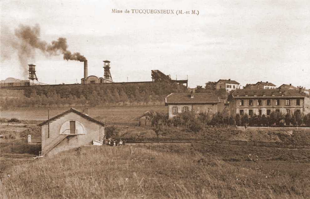 54 TUCQUEGNIEUX LA MINE44
