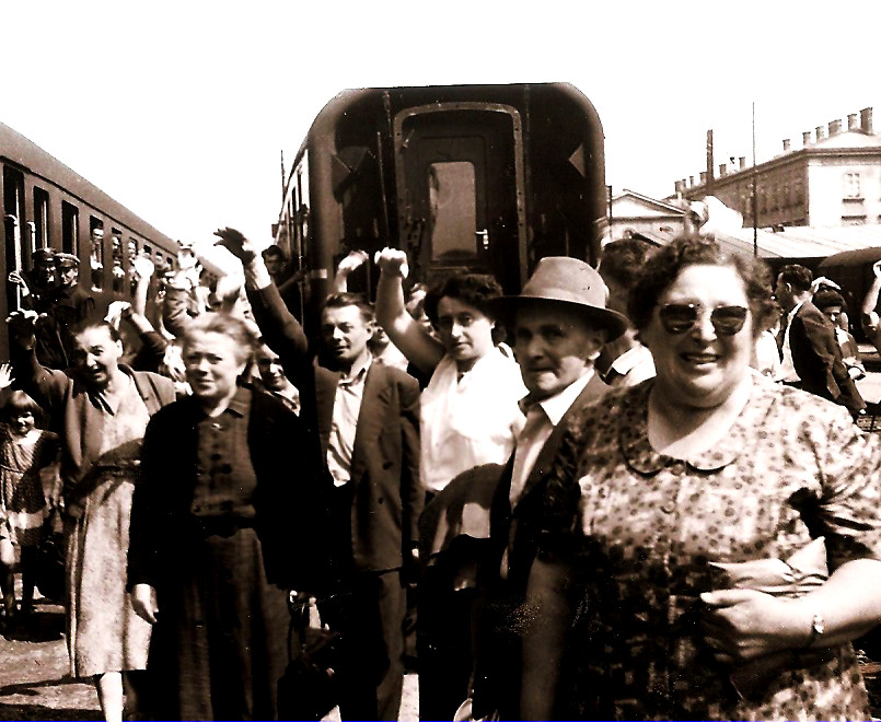 EDINOST (Nizozemska) končuje dopust v SLO 21.avgust 19591697